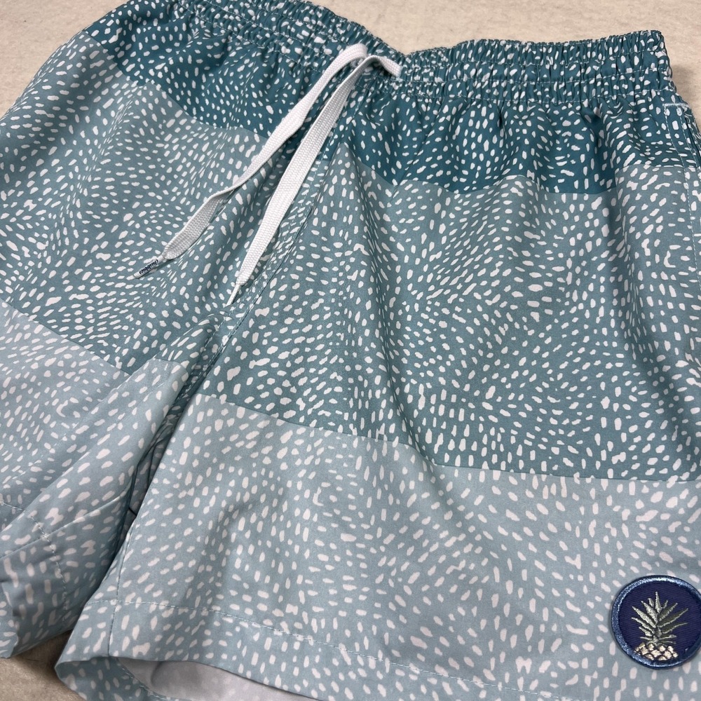 Chubbies‎ Swim Shorts Mens Medium Blue Teal Pineapple Patch Drawstring